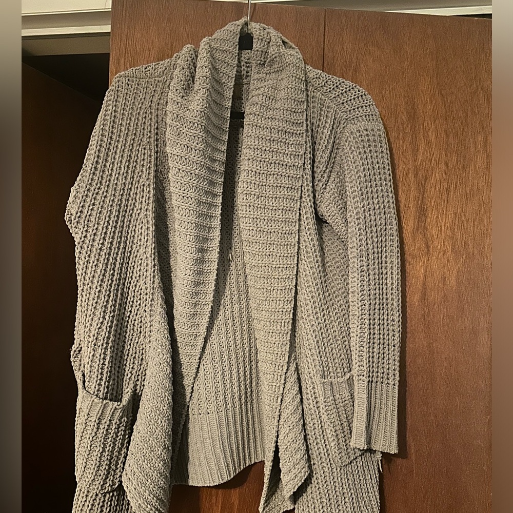 POL sweater